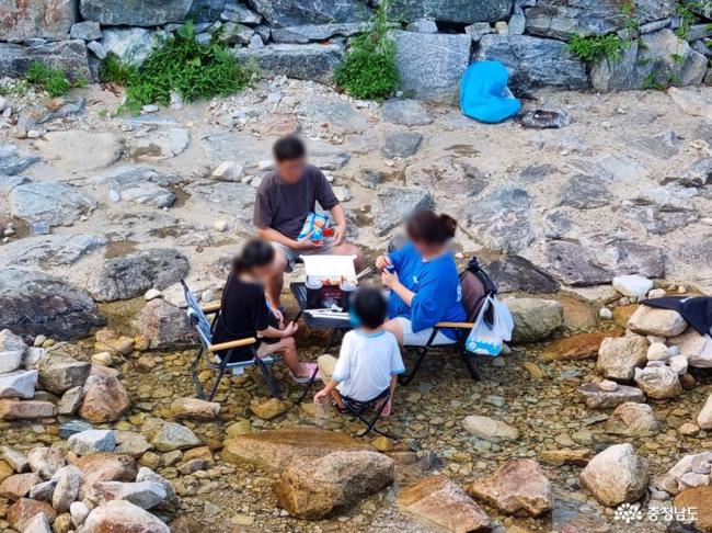 계룡산 동학사 계곡