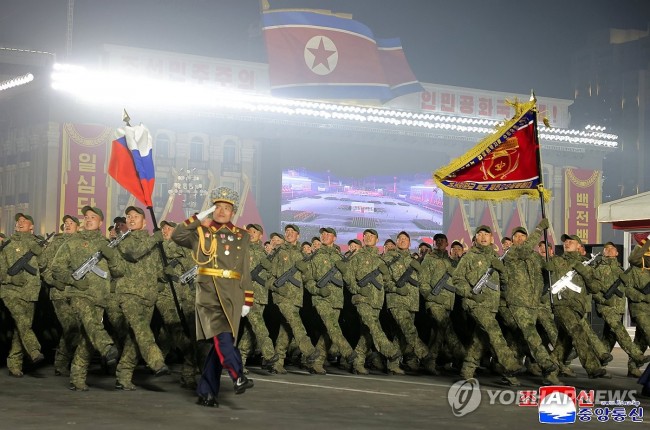 북한, 당 대회기념 열병식