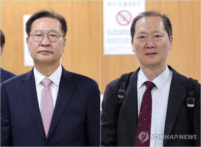 법정 향하는 박성재 전 법무부 장관과 이완규 전 법제처장