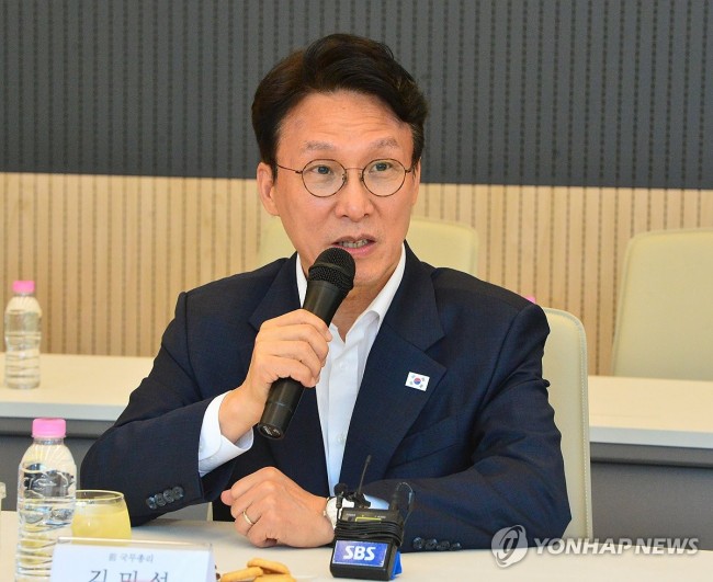 SK하이닉스 찾아 간담회 하는 김민석 전 총리