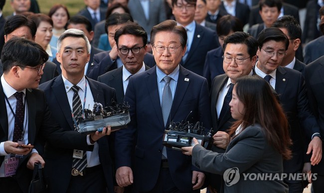 선고공판 마친 이재명 대표