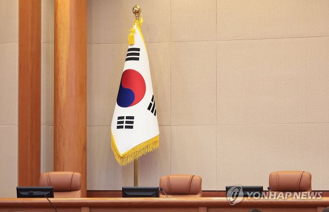 헌재, 선관위 '채용비리 감사' 권한쟁의심판 공개변론