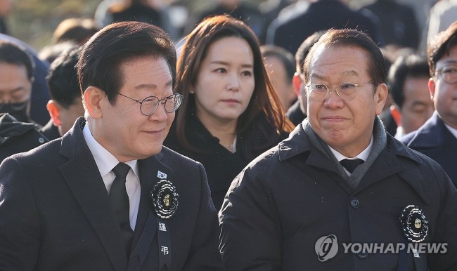 권영세 비상대책위원장과 이재명 대표
