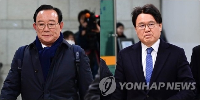 재판 출석하는 송철호, 황운하