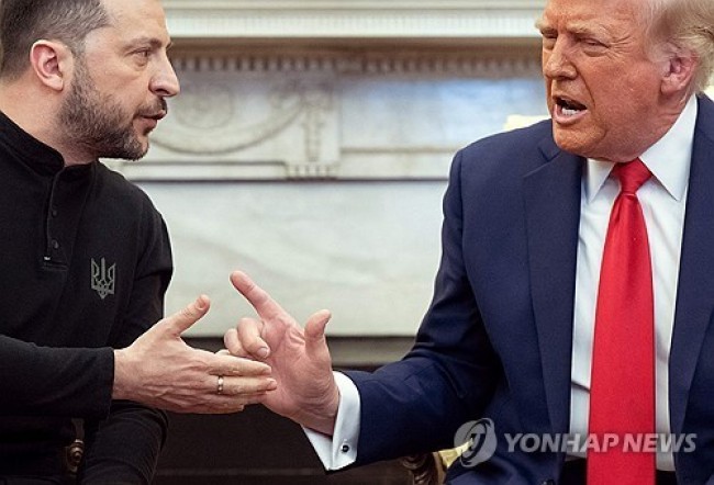 젤렌스키 우크라이나 대통령(왼쪽)과 트럼프 미국 대통령(오른쪽)
